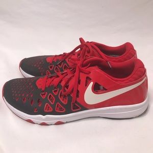 Red Nike AMP 4 Running shoes. Georgia Bulldogs